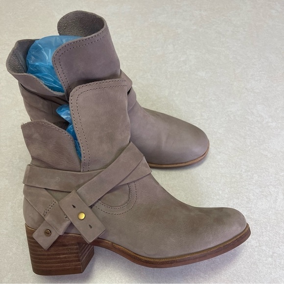 Women's Taupe Ankle Boots - Picture 4 of 9